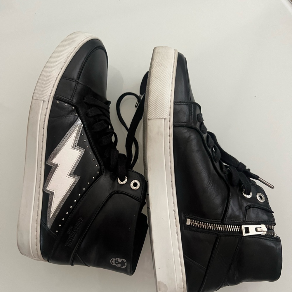 Men’s leather high tops